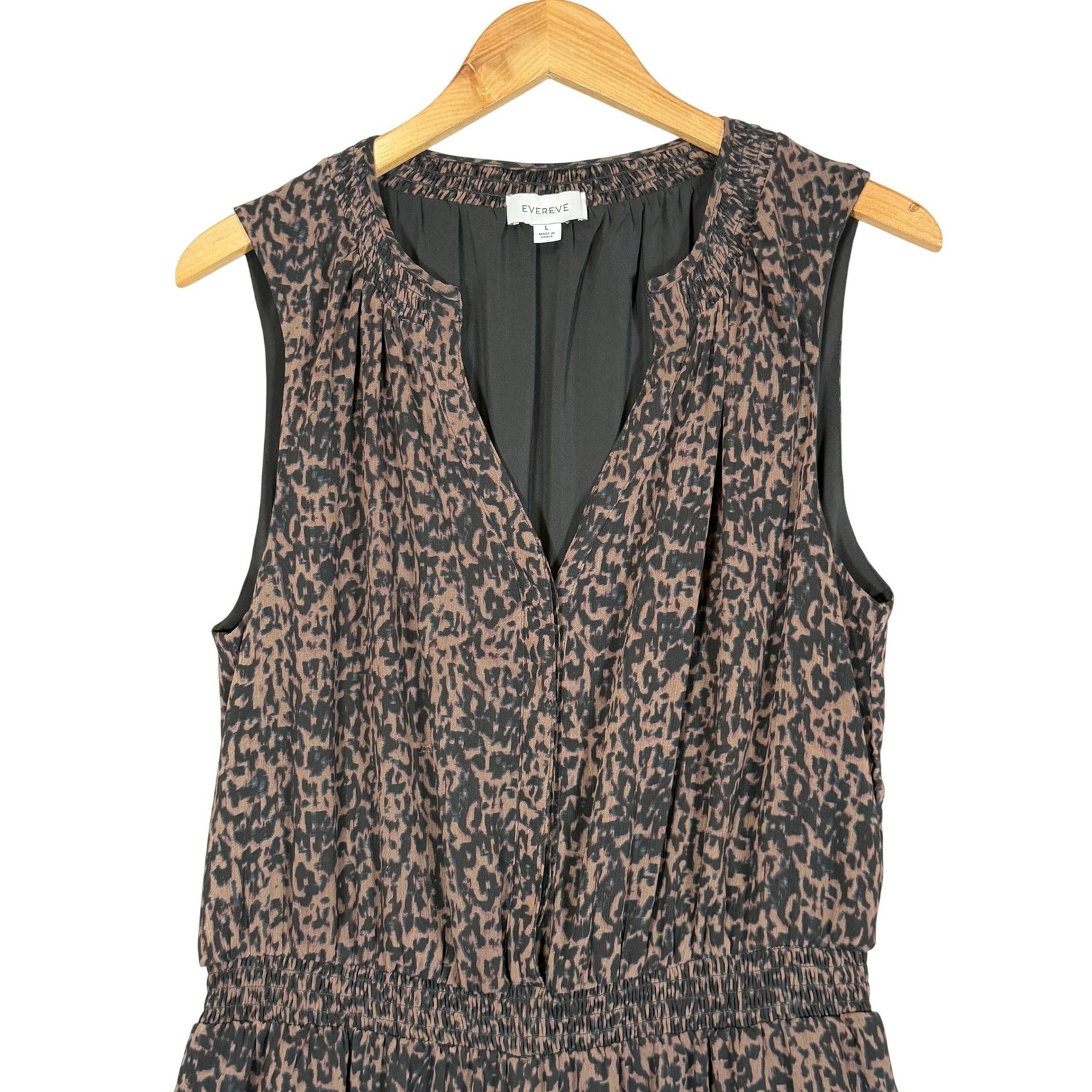 Evereve Leopard Print Jumpsuit Women Large Brown Sleeveless V-Neck Elastic Waist — image 2 of 8